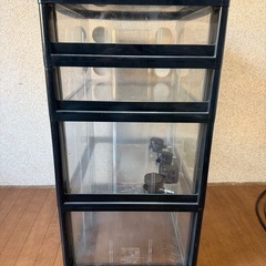 ストッカー4段の画像