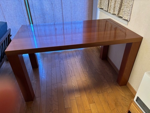 BoConceptダイニングテーブル