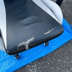 ゲーミングチェアの画像