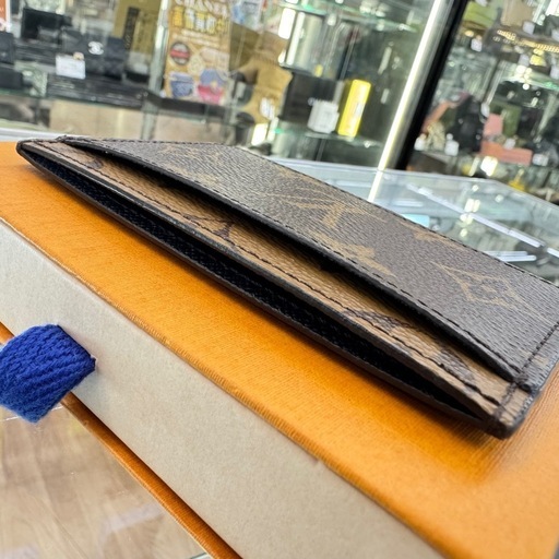 ☆ドリーム荒牧店☆LOUIS VUITTON  モノグラムリバース ポルトカルトサーンプル M69161
