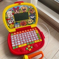 アンパンマンパソコンの画像