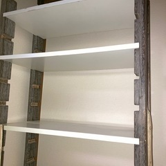 【受付2/22まで】本棚　大容量　大きめ　木目　塗装の画像