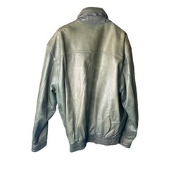 ●red stage レザージャケットの画像