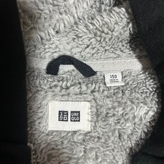 ユニクロ キッズボアパーカー150 ブラックの画像