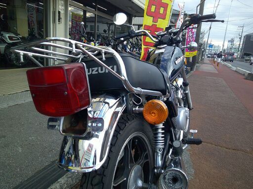 NO.5694　ＧＮ１２５Ｈ　空冷４サイクル単気筒エンジン　ギヤポジションインジケーター　リヤキャリア付き　ブラック　☆彡