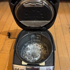 HITACHI　炊飯器の画像