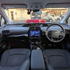 ★R1年！50系！トヨタセーフティセンス！プリウス【S】純正9インチナビ！ETC！バックカメラ！ドラレコ！LEDライト！フォグ！Bluetooth！の画像