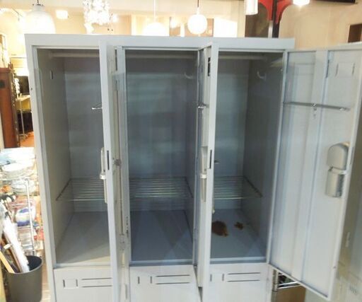 ② コクヨ 6人用 スチールロッカー 1箇所カギ無し 3列2段 幅90 奥行51.5 高さ179cm グレー オフィス 事務所 業務用