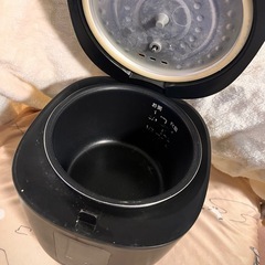 炊飯器  4合炊き マイコン式の画像