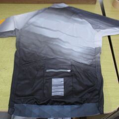 B017　SHIMANO　BRAKEAWAY　サイクルジャージ　Lサイズ　グレーの画像