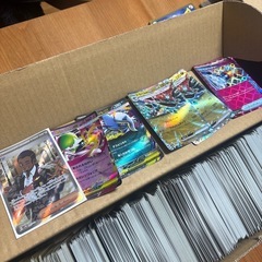 ポケモンカード　数百枚あります。　おまけにSRやRRなどもつけますの画像
