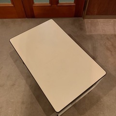 テーブルの画像