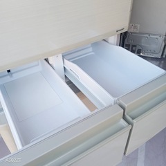 D100  送料設置無料   SHARP　自動製氷機能付き　大型冷蔵庫　412Lの画像