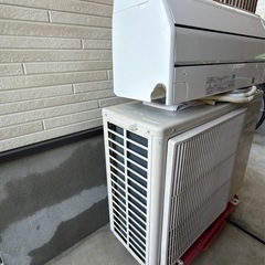 🌻お早めに！🌻2018年製　富士通　ノクリア　14畳用　200V　らくらくお掃除機能付　クリーニング済　【エアコン本体＋標準取り付け工事費込　59,800円（税込）】 の画像