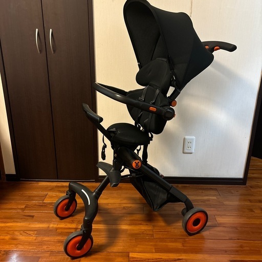美品　片手で押せる
ベビーカー