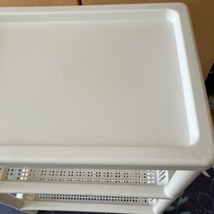 【お取引中】キャスター付3段棚 キャリーワゴンの画像