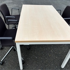 デスク　　　椅子セットの画像