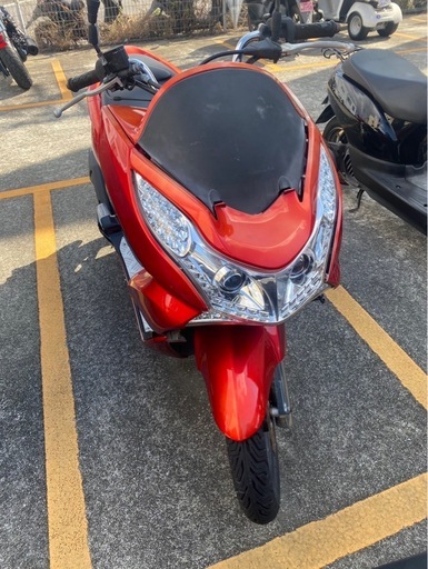 【お取引中】ホンダPCX125cc 新品部品だらけの不動車。