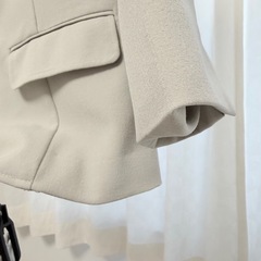 スーツ　スカート　ベージュの画像