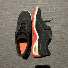 未使用品コールハーン美品スニーカー37.5の画像