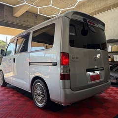 H30年式タウンエースDX 5速MT BBSホイール　テイン車高調　リアウィング　Bluetoothナビ　CD DVD TV ETCの画像