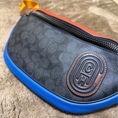 コーチ　coach ボディバックの画像