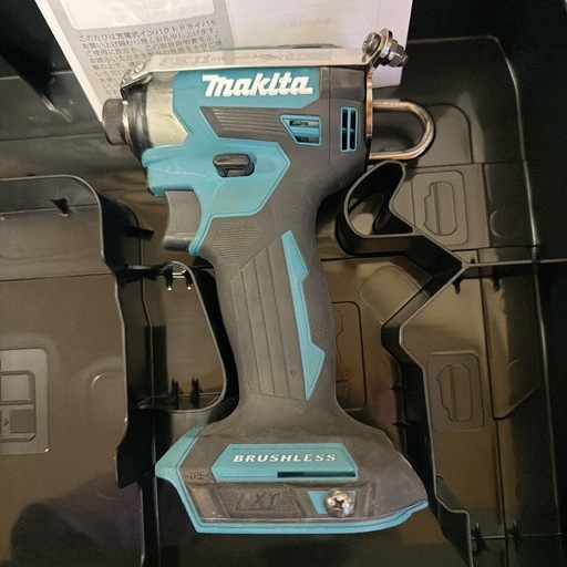 マキタインパクト18V
