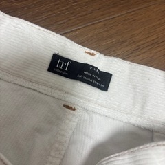 ZARA パンツの画像