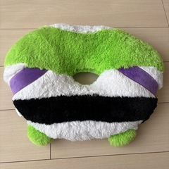 トイストーリー バズライトイヤー ドーナツ型クッション　の画像