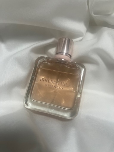 GIVENCHY 香水 50ml
