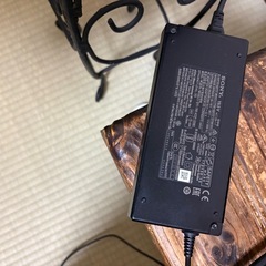 SONY49インチ❗️液晶テレビ❗️2019年、液晶割れ！ジャンク品部品取り‼️ACアダプター、B-CAS.付属致します、リモコンは共通リモコン付属致します‼️ の画像