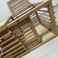 犬のケージの画像