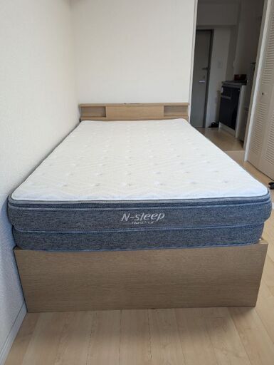 ニトリ マットレス セミダブル(購入価格7万円)