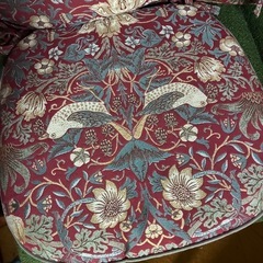 モリスデザインクッション4枚の画像