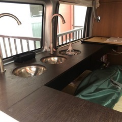 キチンカー(移動販売車)の画像