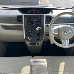 美車　自動ブレーキ　電動スライドドア　ブリヂストン　ダイハツ　タント の画像