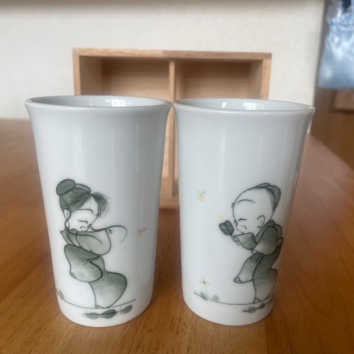 なかよし唐子　三川内焼　ペアカップ