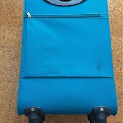 キャリーケース、スーツケース
の画像