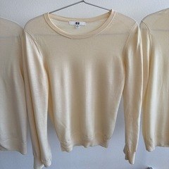 ★ユニクロUniqlo★メリノウールセーター★3点セットの画像