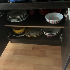 食器棚の画像