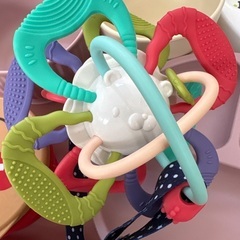 ベビーお食事、おもちゃセットの画像