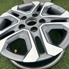 ホンダ フリード（GB5/6/7/8型）「クロスター」アルミホイール１本の画像