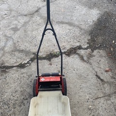 芝刈り機の画像