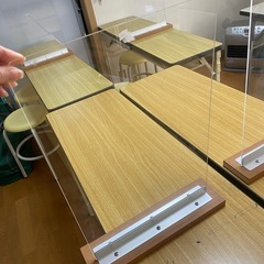 仕切り　アクリル板　間仕切りの画像