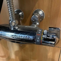 値下げ交渉可能　シャンプー台　シャンプー椅子　ネッククッション　動作確認済み　美容の画像