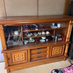 昭和レトロ　食器棚　ガラス戸の画像