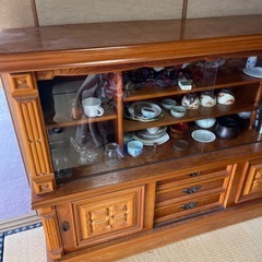 昭和レトロ　食器棚　ガラス戸の画像