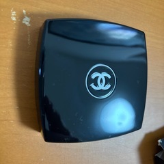 【廃盤】CHANEL シャネル　アイシャドウ　レキャトル オンブル　98ペティヤンの画像