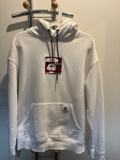 A BATHING APE パーカー　M