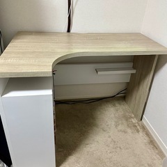 LOWYA L字デスクの画像